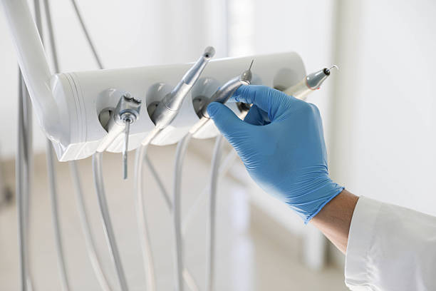 Professional Teeth Whitening technician working in Cut Off, LA